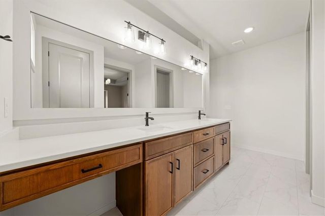 1408 Larkspur Place, Raymore, MO 64083