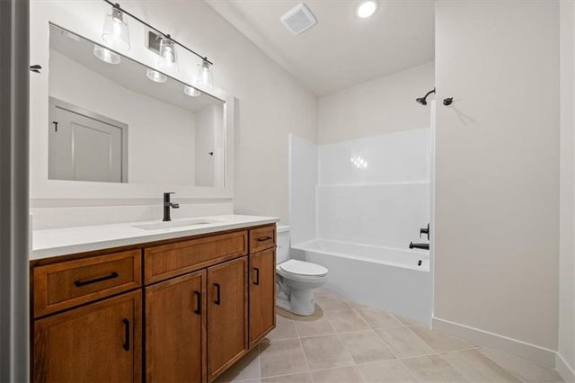 1408 Larkspur Place, Raymore, MO 64083