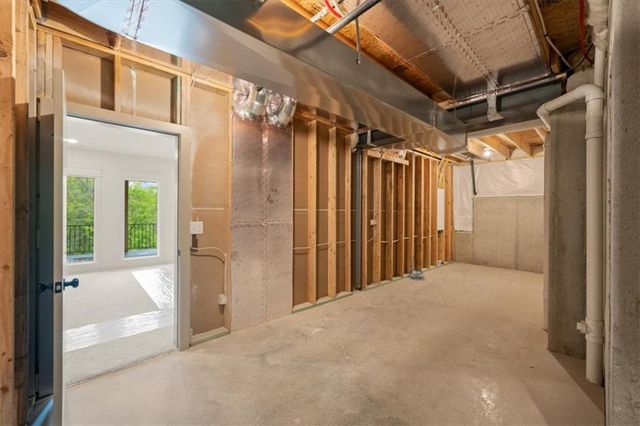1408 Larkspur Place, Raymore, MO 64083