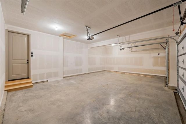 1408 Larkspur Place, Raymore, MO 64083