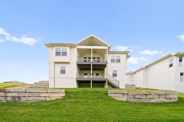 1408 Larkspur Place, Raymore, MO 64083