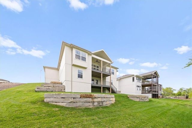 1408 Larkspur Place, Raymore, MO 64083
