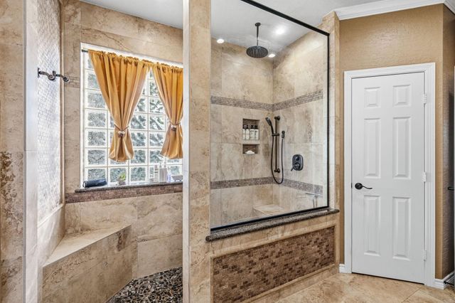 2439 Riverway Oak Drive, Kingwood, TX 77345