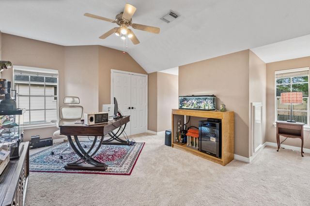 2439 Riverway Oak Drive, Kingwood, TX 77345
