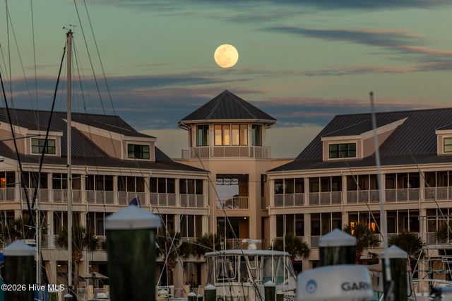 4311 Ashfield Place, Southport, NC 28461