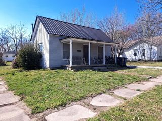 332 S Pennsylvania Avenue, Webb City, MO 64870