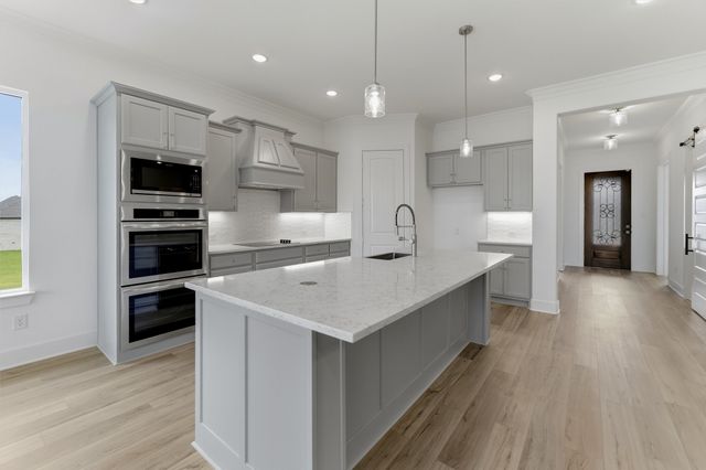 906 Perrin Lane, Van Alstyne, TX 75495