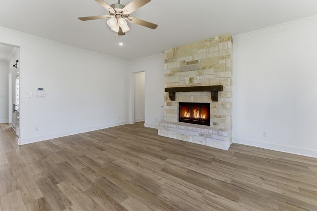 906 Perrin Lane, Van Alstyne, TX 75495