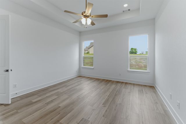 906 Perrin Lane, Van Alstyne, TX 75495