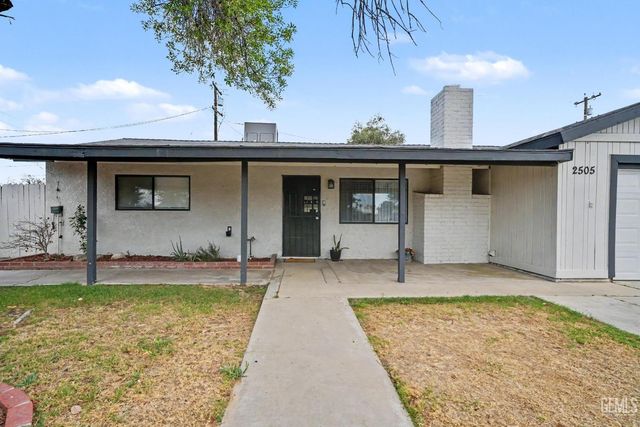 2505 Valorie Avenue, Bakersfield, CA 93304