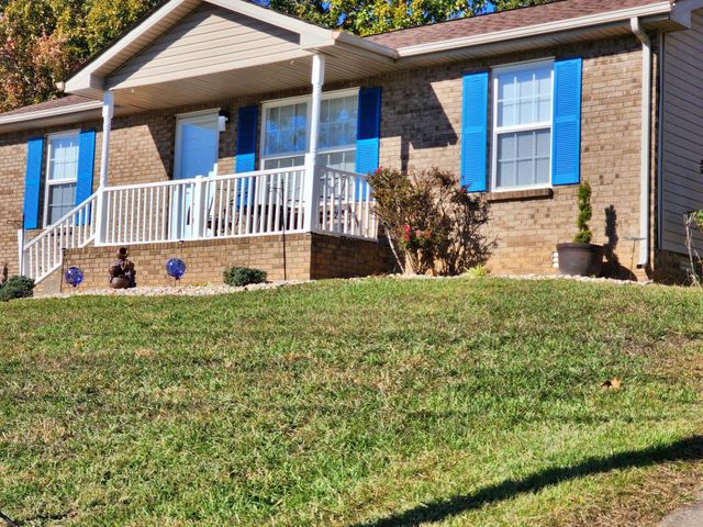 345 Donna Dr, Clarksville, TN 37042