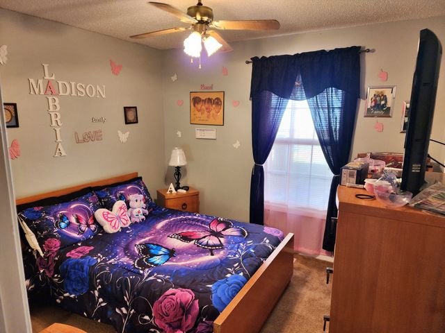 345 Donna Dr, Clarksville, TN 37042