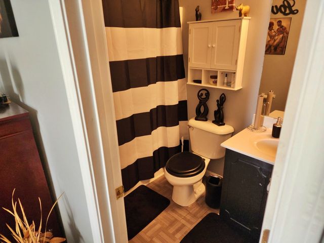 345 Donna Dr, Clarksville, TN 37042