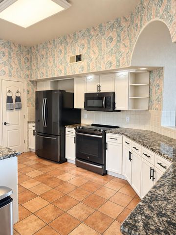 9208 Masini Lane NW, Albuquerque, NM 87114