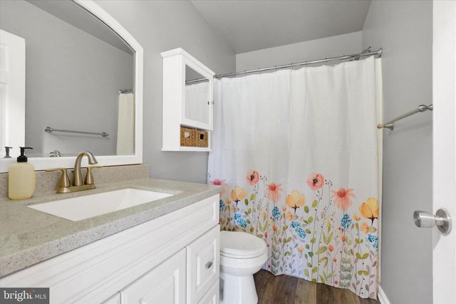 3419 GLEN HOLLOW DR, Dover, PA 17315