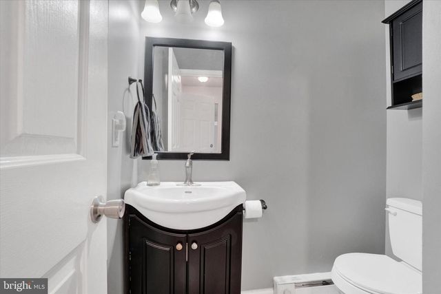 3419 GLEN HOLLOW DR, Dover, PA 17315