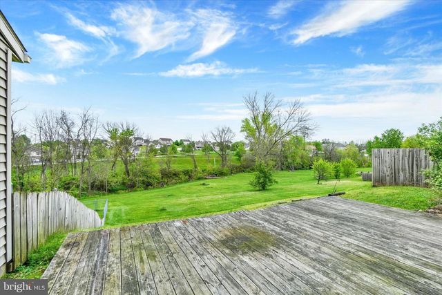 3419 GLEN HOLLOW DR, Dover, PA 17315