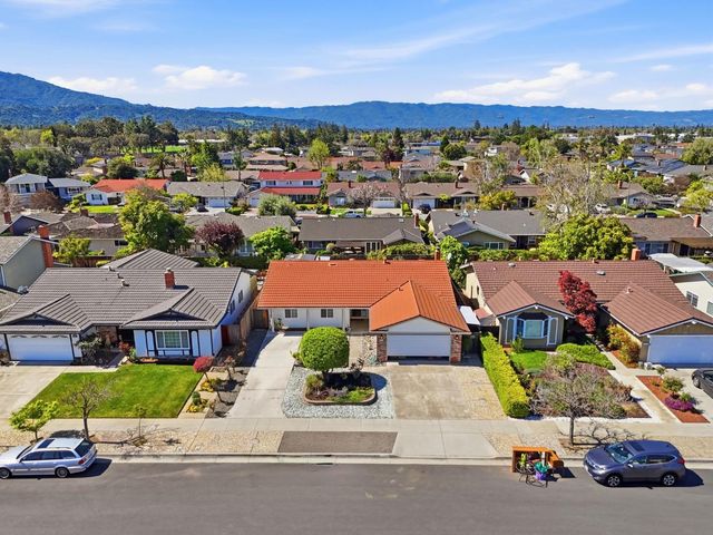 5031 Las Cruces Court, San Jose, CA 95118