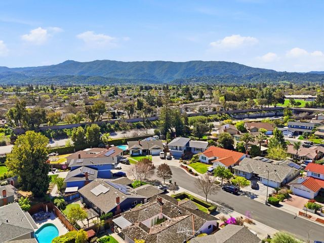 5031 Las Cruces Court, San Jose, CA 95118
