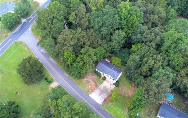 8748 Jenkins Road, Douglasville, GA 30187