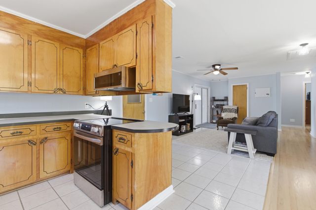 1084 Honeysuckle Lane, Charleston, SC 29412