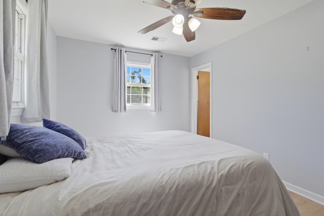 1084 Honeysuckle Lane, Charleston, SC 29412