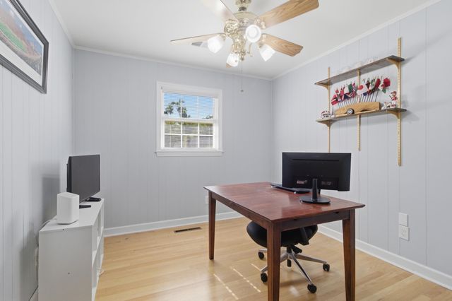 1084 Honeysuckle Lane, Charleston, SC 29412