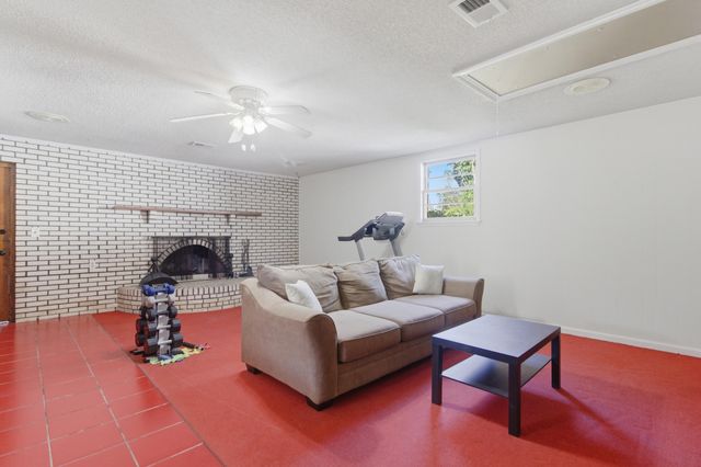 1084 Honeysuckle Lane, Charleston, SC 29412