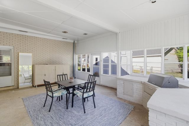 1084 Honeysuckle Lane, Charleston, SC 29412