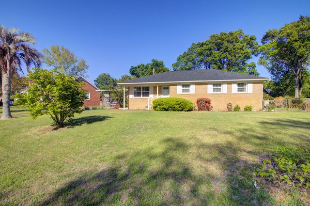1084 Honeysuckle Lane, Charleston, SC 29412