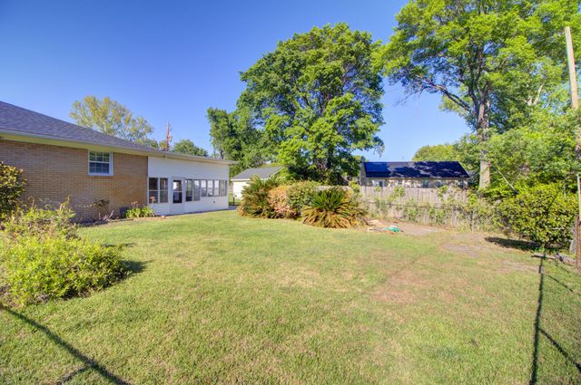 1084 Honeysuckle Lane, Charleston, SC 29412