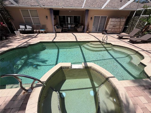 9243 13TH AVENUE CIRCLE NW, Bradenton, FL 34209