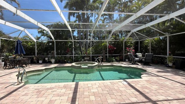 9243 13TH AVENUE CIRCLE NW, Bradenton, FL 34209
