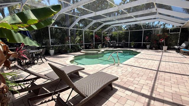 9243 13TH AVENUE CIRCLE NW, Bradenton, FL 34209