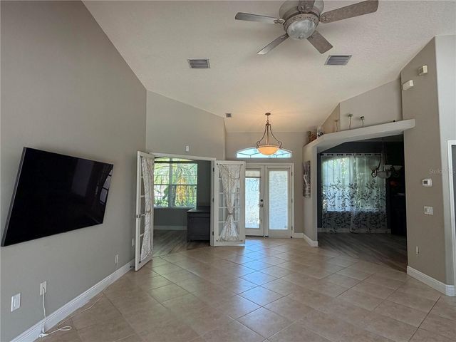 9243 13TH AVENUE CIRCLE NW, Bradenton, FL 34209