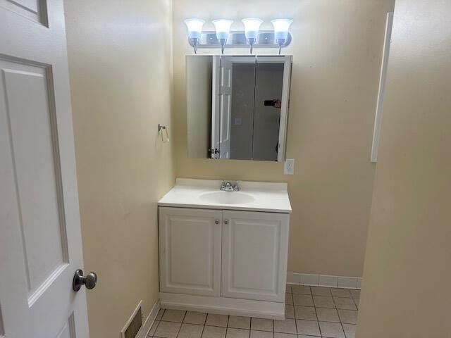 283 W Forest Avenue, Muskegon City, MI 49441