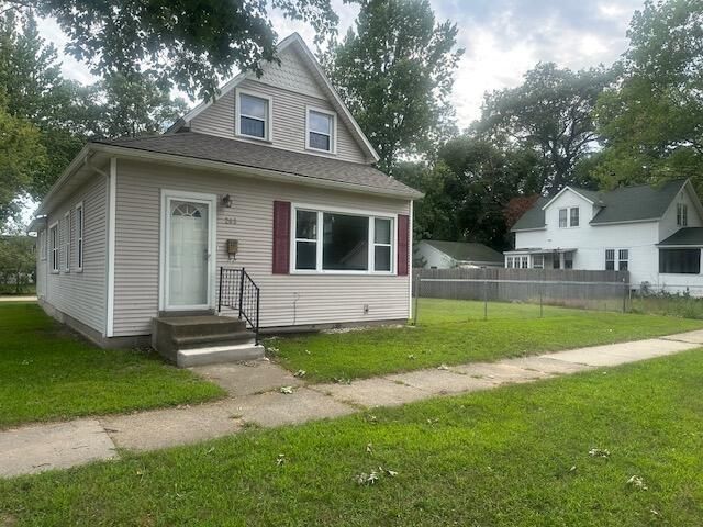 283 W Forest Avenue, Muskegon City, MI 49441
