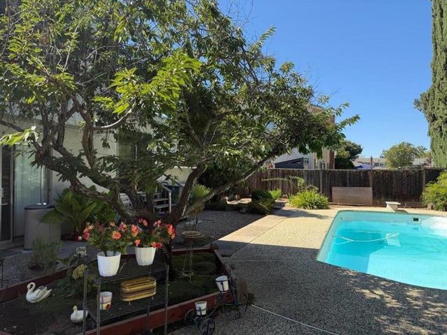 7040 Valley Forge Drive, Gilroy, CA 95020