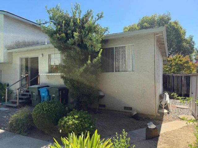 7040 Valley Forge Drive, Gilroy, CA 95020