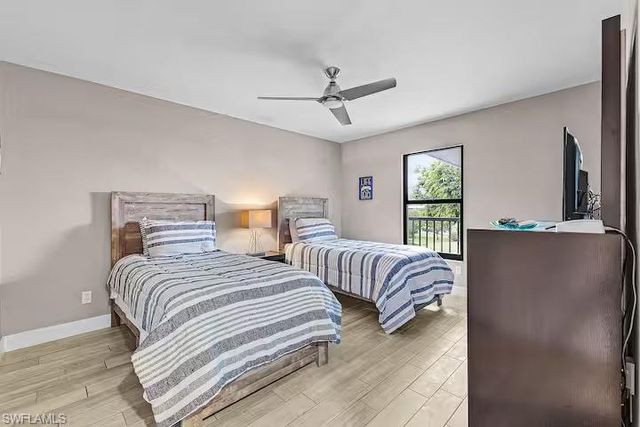 600 Neapolitan WAY 341, Naples, FL 34103