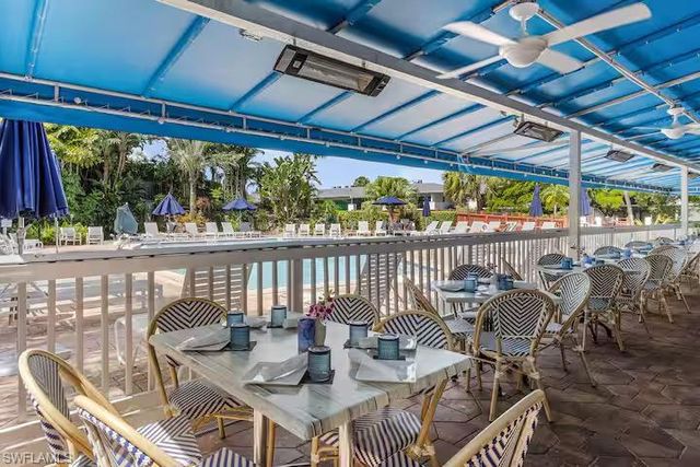 600 Neapolitan WAY 341, Naples, FL 34103