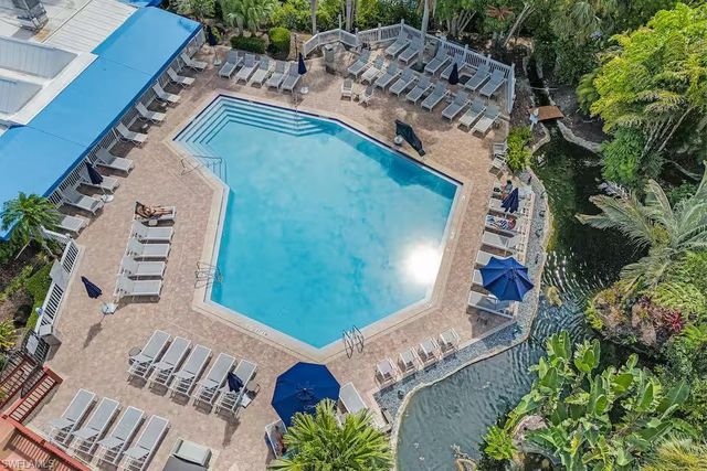 600 Neapolitan WAY 341, Naples, FL 34103