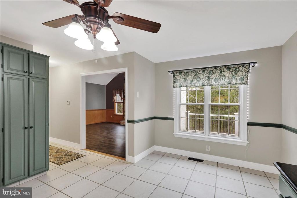 Image 15 of property listing at 2381 HEATHER LN, Pottstown, PA 19464