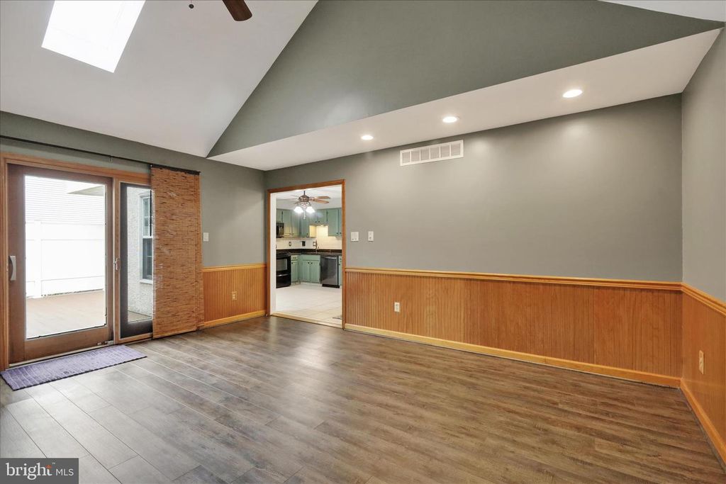 Image 18 of property listing at 2381 HEATHER LN, Pottstown, PA 19464