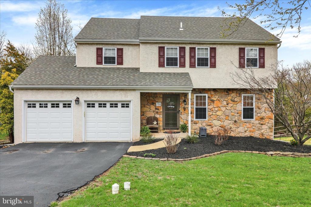 Image 2 of property listing at 2381 HEATHER LN, Pottstown, PA 19464