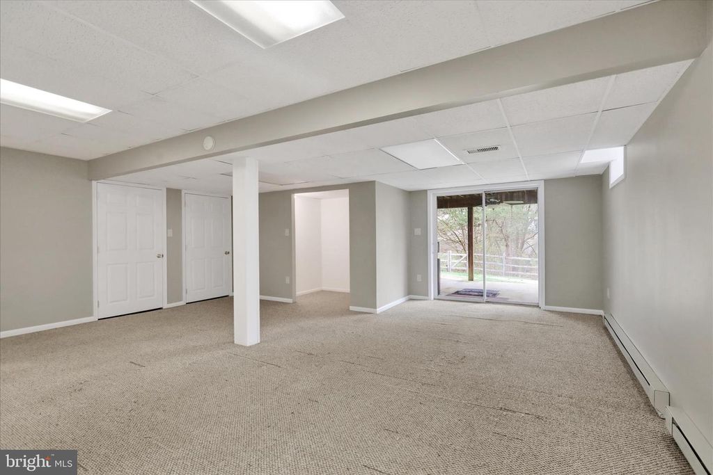 Image 37 of property listing at 2381 HEATHER LN, Pottstown, PA 19464