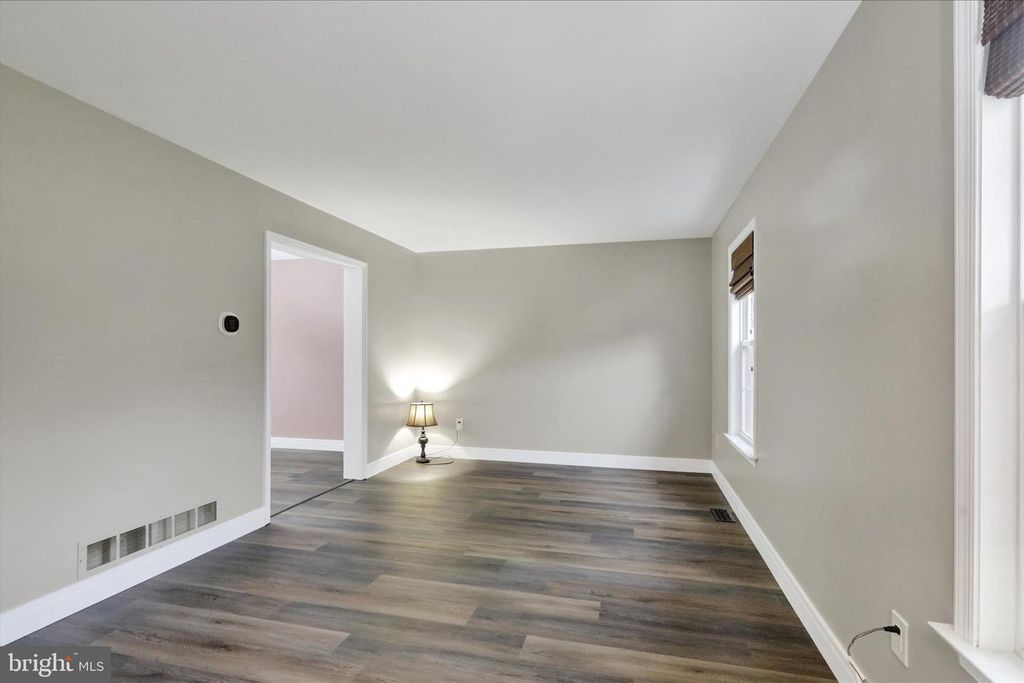Image 5 of property listing at 2381 HEATHER LN, Pottstown, PA 19464