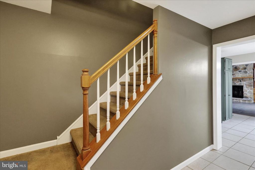 Image 8 of property listing at 2381 HEATHER LN, Pottstown, PA 19464