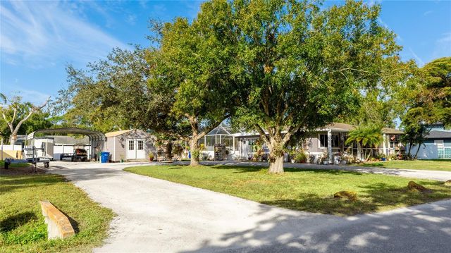 1503 FRANCIS AVENUE, Sarasota, FL 34232