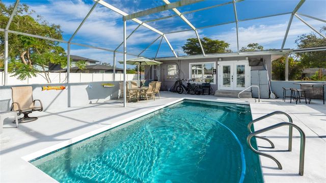 1503 FRANCIS AVENUE, Sarasota, FL 34232